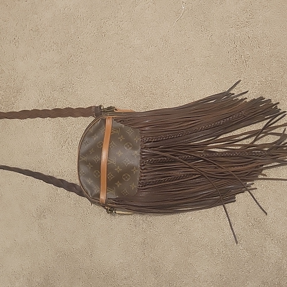 Fringe Louis Vuitton crossbody bag